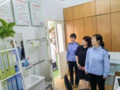 以“长有优育”为办园方针